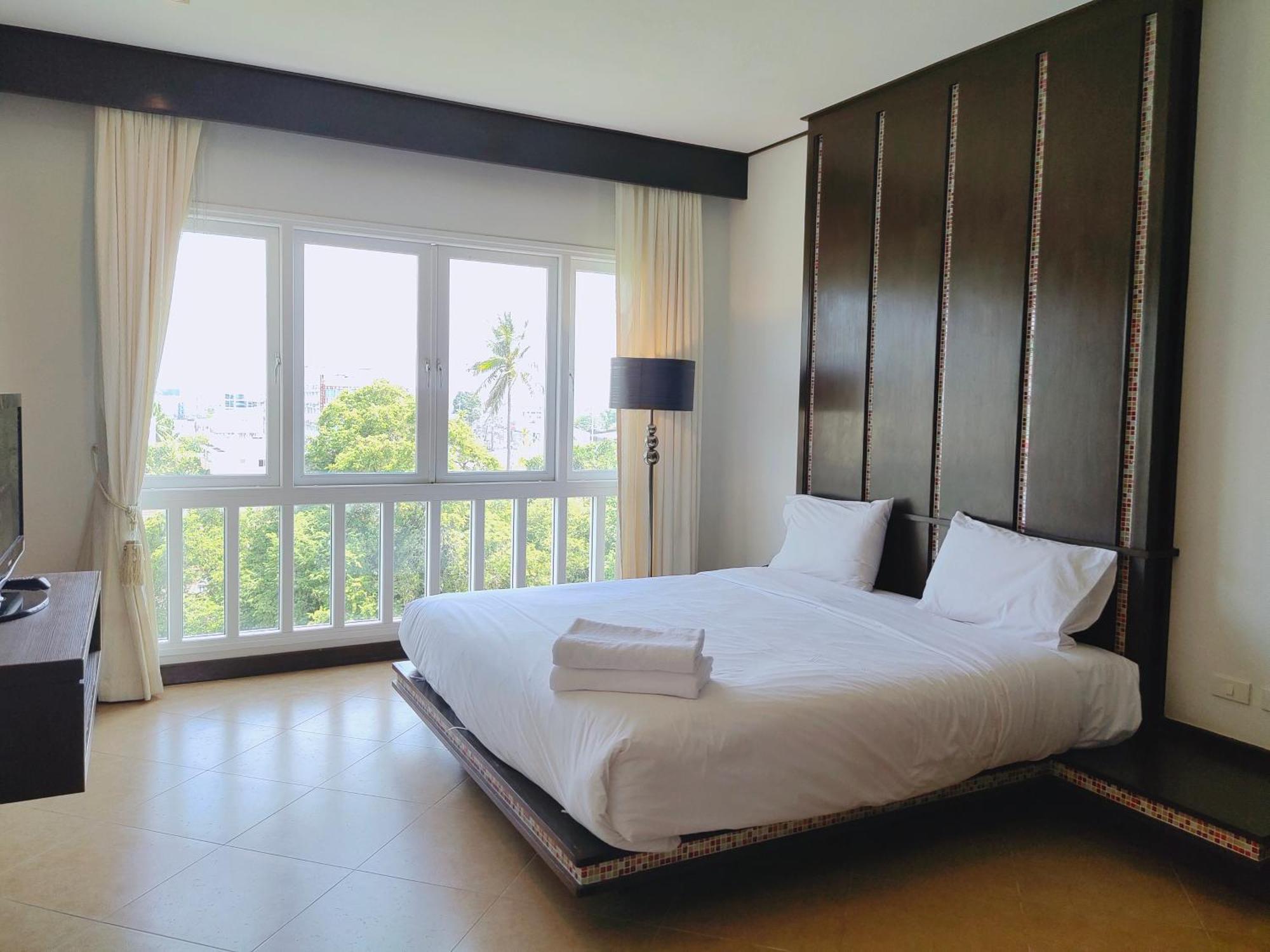 Ratana Hotel Chalong Rawai Exteriér fotografie
