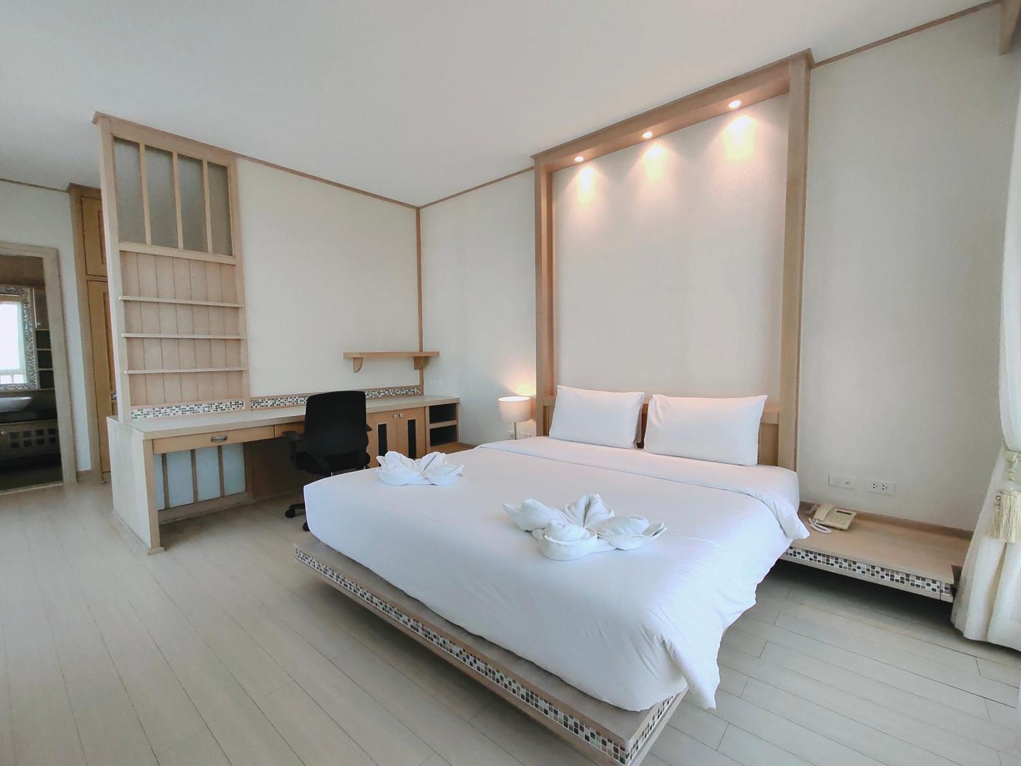 Ratana Hotel Chalong Rawai Exteriér fotografie
